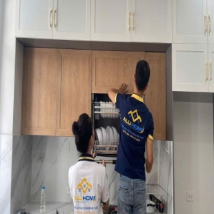 NHÔM KÍNH HOÀNG HỢP - NHÀ MÁY SẢN XUẤT VÀ PHÂN PHỐI NHÔM KÍNH